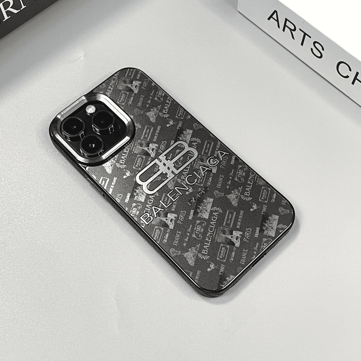 Fashionable electroplated iPhone16 case - regular/1